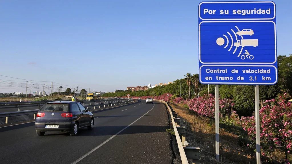 Plazos para pagar una multa de tráfico: cuándo se aplica el recargo y cómo evitarlo